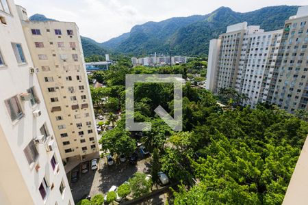 Vista da Sala de apartamento à venda com 2 quartos, 57m² em Camorim, Rio de Janeiro