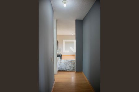 Corredor de apartamento para alugar com 3 quartos, 67m² em Jardim Interlagos, Hortolândia