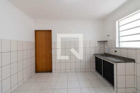 Casa à venda com 240m², 4 quartos e 1 vaga Casa à venda com 240m², 4 quartos e 1 vagaCozinha