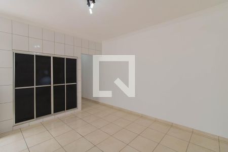 Casa à venda com 240m², 4 quartos e 1 vaga Casa à venda com 240m², 4 quartos e 1 vagaCozinha - Casa 2