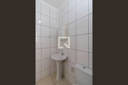 Casa à venda com 240m², 4 quartos e 1 vaga Casa à venda com 240m², 4 quartos e 1 vagaBanheiro da Suíte 1 - Casa 2