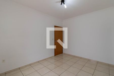 Casa à venda com 240m², 4 quartos e 1 vaga Casa à venda com 240m², 4 quartos e 1 vagaSuíte 1 - Casa 2