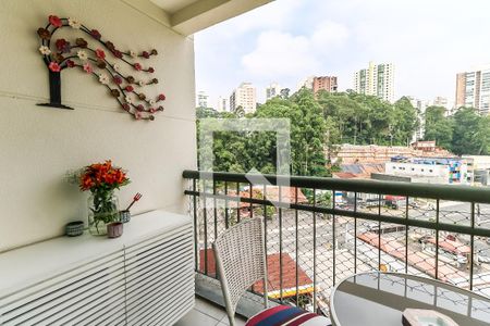 Varanda de kitnet/studio à venda com 1 quarto, 36m² em Vila Andrade, São Paulo