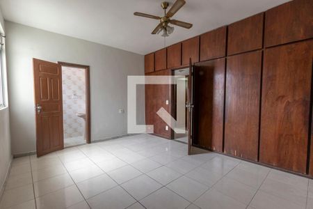 Suíte de casa à venda com 4 quartos, 230m² em Salgado Filho, Belo Horizonte