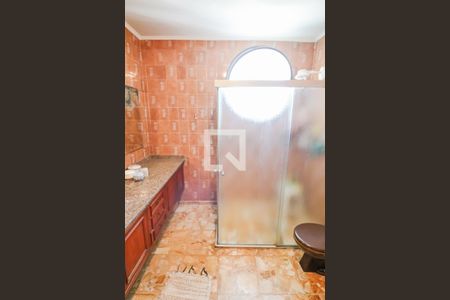 Casa à venda com 400m², 5 quartos e 4 vagas Casa à venda com 400m², 5 quartos e 4 vagasQuarto 5 Suite