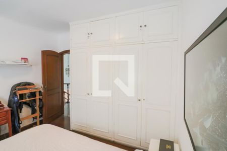 Casa à venda com 400m², 5 quartos e 4 vagas Casa à venda com 400m², 5 quartos e 4 vagasQuarto 4 Suite