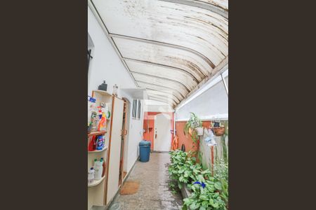 Casa à venda com 400m², 5 quartos e 4 vagas Casa à venda com 400m², 5 quartos e 4 vagasQuintal