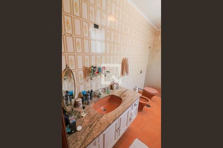 Casa à venda com 400m², 5 quartos e 4 vagas Casa à venda com 400m², 5 quartos e 4 vagasQuarto 4 Suite