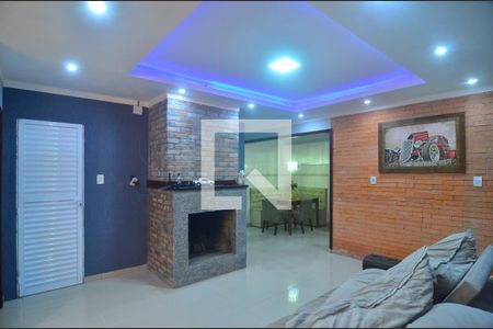 Sala de casa à venda com 3 quartos, 264m² em Rio Branco, Canoas