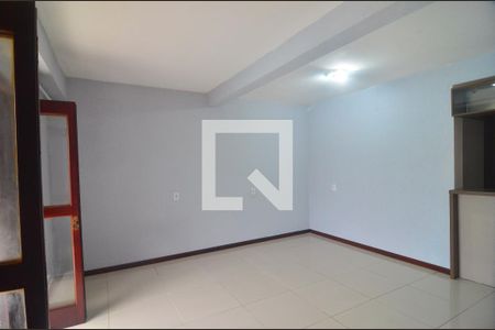 Sala de casa à venda com 3 quartos, 264m² em Rio Branco, Canoas