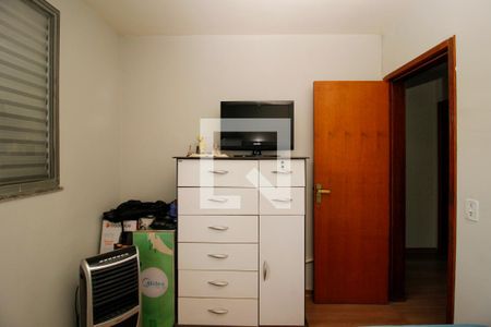 Quarto de apartamento à venda com 3 quartos, 119m² em Fernão Dias, Belo Horizonte