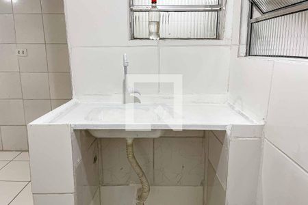 Sala/Quarto/Cozinha de casa para alugar com 1 quarto, 15m² em Lauzane Paulista, São Paulo