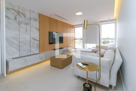 Sala de TV de apartamento à venda com 4 quartos, 347m² em Vila Cordeiro, São Paulo