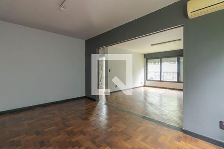 Sala de casa à venda com 6 quartos, 210m² em Higienópolis, Porto Alegre