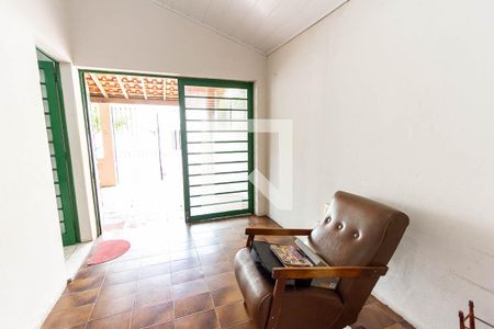Sala de estar de casa para alugar com 3 quartos, 183m² em Jardim Bandeirantes, Campinas