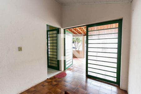 Sala de estar de casa para alugar com 3 quartos, 183m² em Jardim Bandeirantes, Campinas