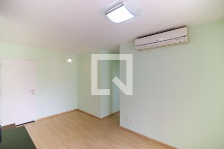 Sala de apartamento para alugar com 1 quarto, 39m² em Super Quadra Morumbi, São Paulo