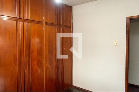 Quarto  de casa para alugar com 3 quartos, 200m² em Setor Castelo Branco, Goiânia