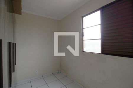 Quarto 2 de apartamento para alugar com 3 quartos, 53m² em Parque dos Eucaliptos, Sorocaba