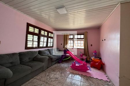 Sala de casa para alugar com 3 quartos, 120m² em Scharlau, São Leopoldo