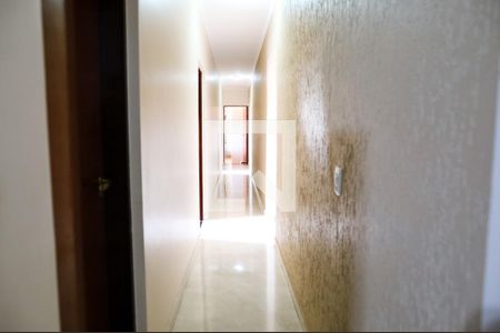 corredor de casa para alugar com 3 quartos, 220m² em Parque Novo Oratório, Santo André