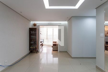 Sala de apartamento à venda com 3 quartos, 69m² em Vila das Mercês, São Paulo