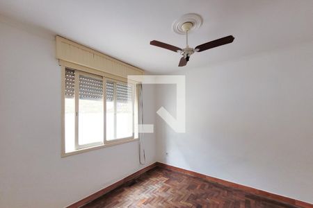 Quarto de apartamento à venda com 1 quarto, 52m² em Sarandi, Porto Alegre