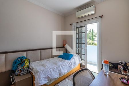 Casa à venda com 329m², 4 quartos e 4 vagas Casa à venda com 329m², 4 quartos e 4 vagasSuíte 1