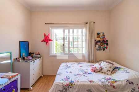 Casa à venda com 329m², 4 quartos e 4 vagas Casa à venda com 329m², 4 quartos e 4 vagasQuarto 1