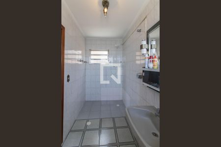 Banheiro da Suíte de casa à venda com 3 quartos, 150m² em Vila Zamataro, Guarulhos