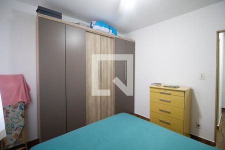 Quarto 1 de casa à venda com 2 quartos, 90m² em Vila Carmosina, São Paulo