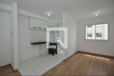 Sala de apartamento para alugar com 2 quartos, 41m² em Parque Arariba, São Paulo