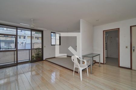 Sala de apartamento à venda com 2 quartos, 150m² em Tijuca, Rio de Janeiro