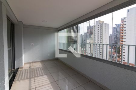 Varanda de kitnet/studio à venda com 1 quarto, 36m² em Chácara Santo Antônio, São Paulo