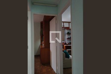 Corredor de apartamento à venda com 2 quartos, 55m² em Vila Mariana, São Paulo