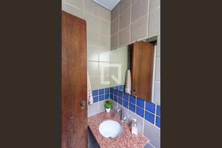 Lavabo da Sala 2 de apartamento à venda com 3 quartos, 200m² em Palmares, Belo Horizonte