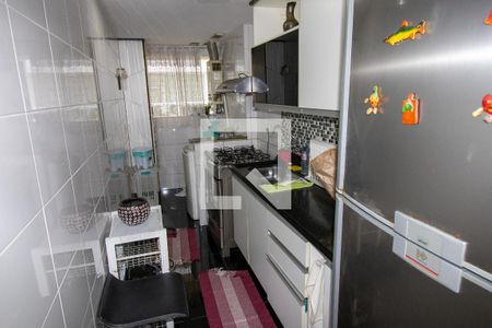 Apartamento à venda com 77m², 2 quartos e 2 vagas Apartamento à venda com 77m², 2 quartos e 2 vagasCozinha