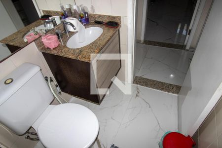 Apartamento à venda com 77m², 2 quartos e 2 vagas Apartamento à venda com 77m², 2 quartos e 2 vagasBanheiro Social