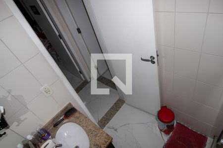 Apartamento à venda com 77m², 2 quartos e 2 vagas Apartamento à venda com 77m², 2 quartos e 2 vagasBanheiro Social