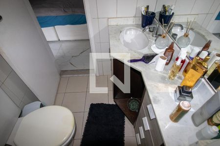 Apartamento à venda com 77m², 2 quartos e 2 vagas Apartamento à venda com 77m², 2 quartos e 2 vagasBanheiro quarto 2
