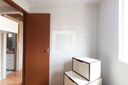 Quarto 2 de apartamento para alugar com 2 quartos, 45m² em Atuba, Curitiba