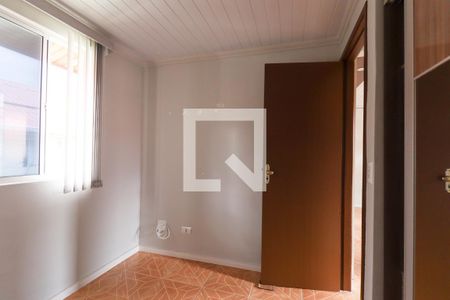 Quarto 1 de apartamento para alugar com 2 quartos, 45m² em Atuba, Curitiba