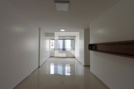 Sala de apartamento para alugar com 2 quartos, 80m² em Setor Bueno, Goiânia