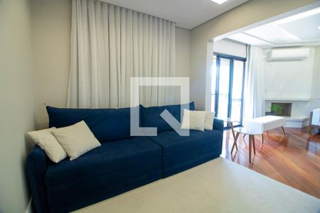 Sala de TV de apartamento para alugar com 3 quartos, 140m² em Vila Suzana, São Paulo