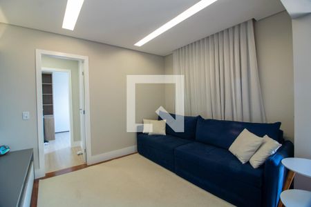 Sala de TV de apartamento para alugar com 3 quartos, 140m² em Vila Suzana, São Paulo