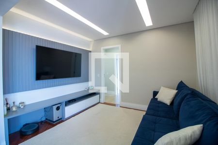 Sala de TV de apartamento para alugar com 3 quartos, 140m² em Vila Suzana, São Paulo