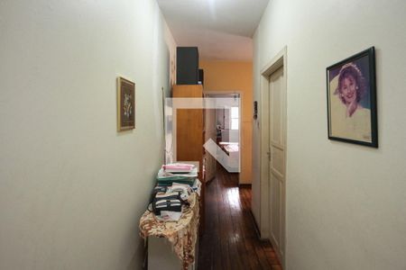 Corredor de casa à venda com 3 quartos, 240m² em Vila Divina Pastora, São Paulo