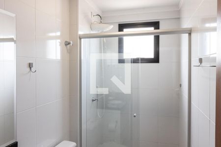 Banheiro de apartamento para alugar com 1 quarto, 39m² em Ribeirânia, Ribeirão Preto