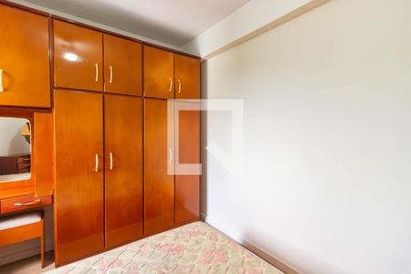 Quarto 2 de apartamento para alugar com 2 quartos, 63m² em Vila Indiana, São Paulo