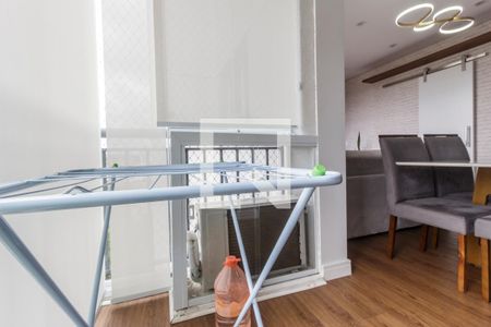 Varanda de apartamento para alugar com 2 quartos, 51m² em Jardim Tupanci, Barueri